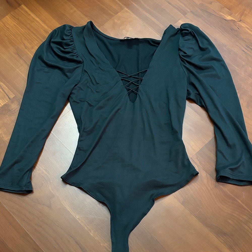 SHEIN Black Crisscross V-Neck Bodysuit